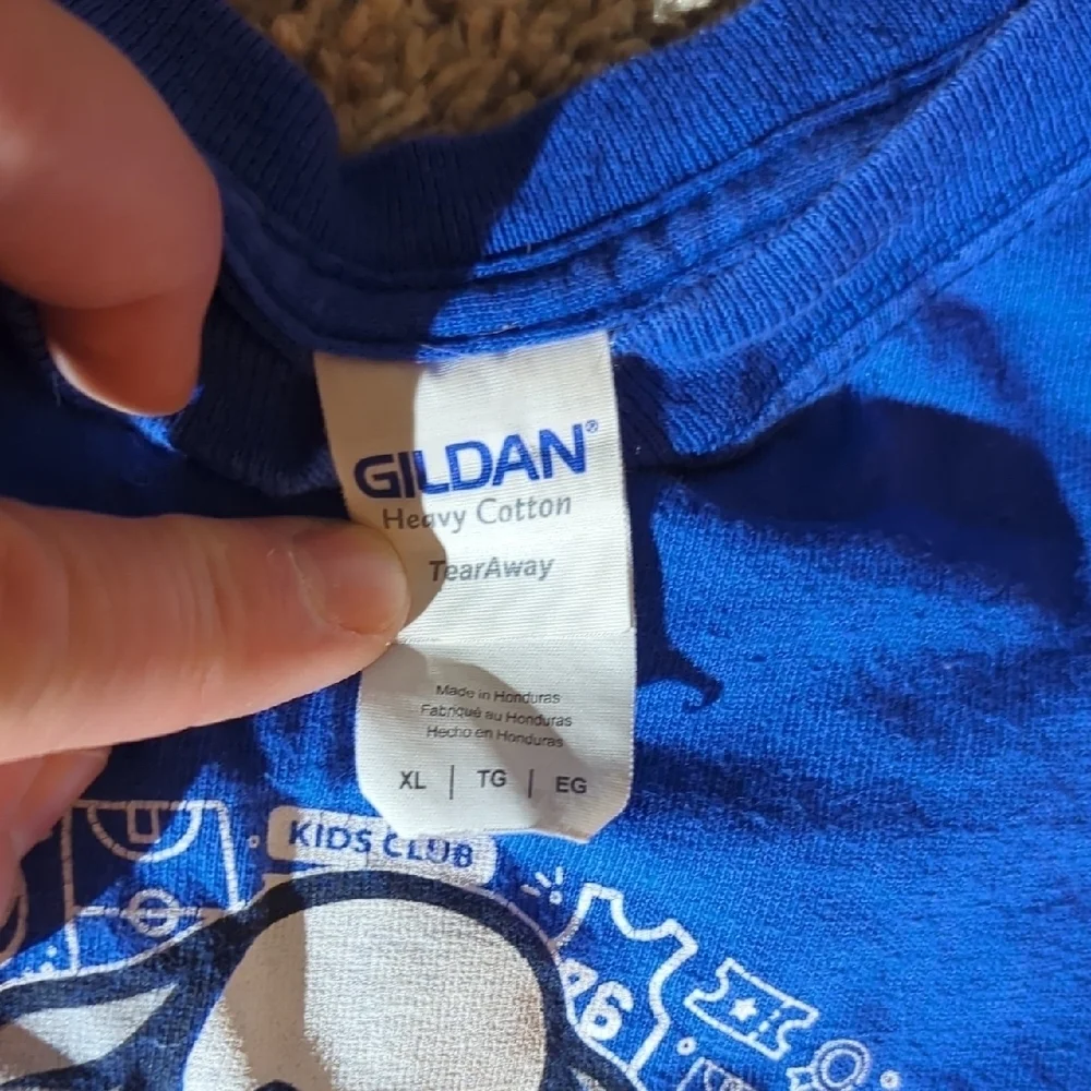 Gildan vibrant 76ers